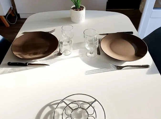 Le Bord De Apartament